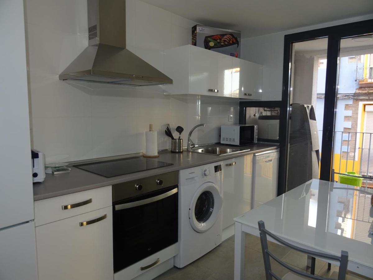 Apartamento Plaza San Benito 4 Apartment กาลาตายุด ภายนอก รูปภาพ